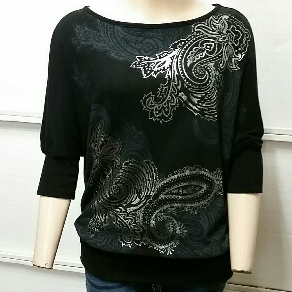 Excellent condition! Quarter length dolman